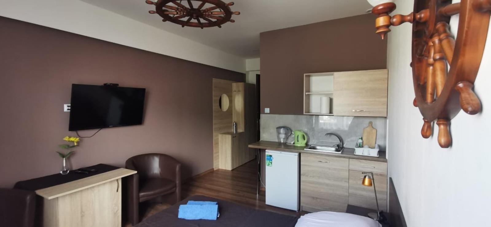 Dolphin House Bed & Breakfast Leba Bagian luar foto